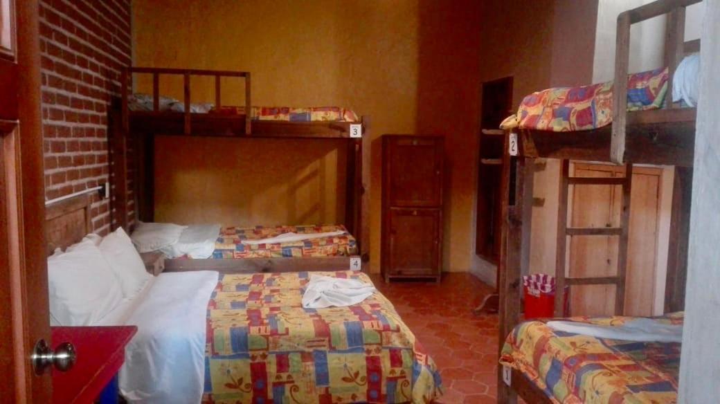 Rossco Hostel San Cristobal de las Casas Exterior photo