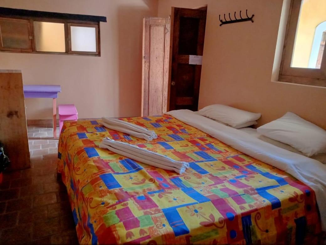 Rossco Hostel San Cristobal de las Casas Exterior photo