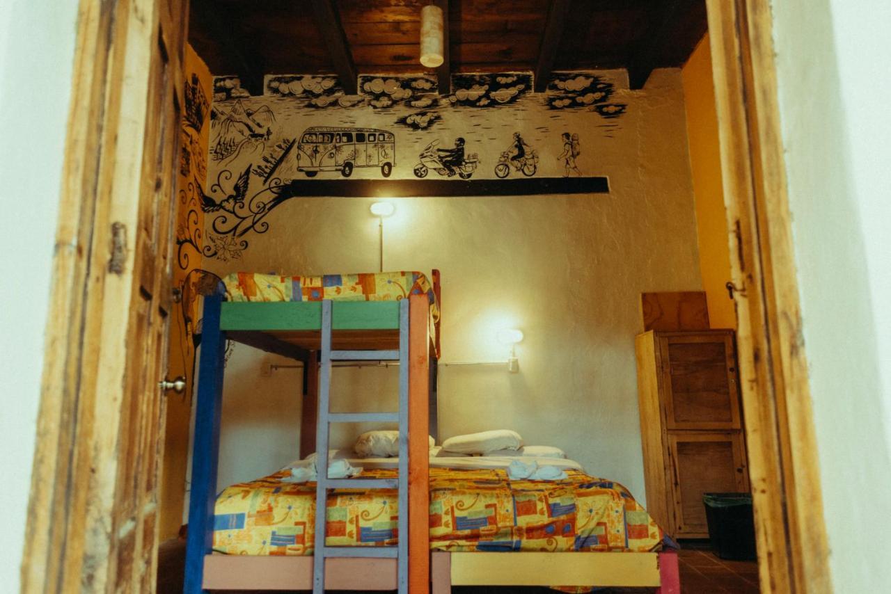 Rossco Hostel San Cristobal de las Casas Exterior photo