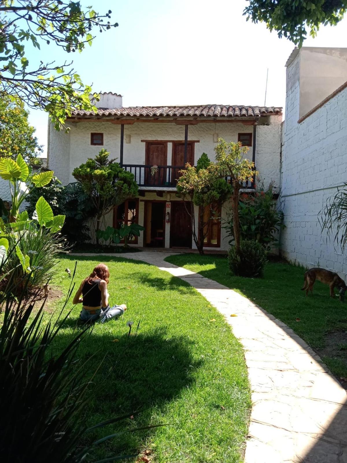 Rossco Hostel San Cristobal de las Casas Exterior photo